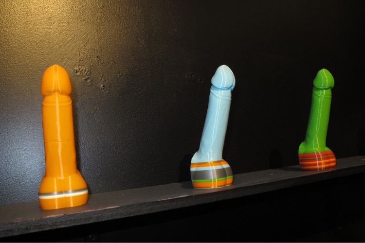 three dildo in different color